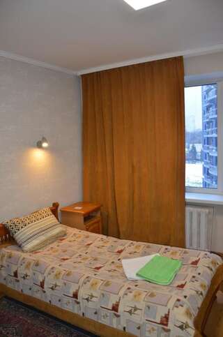Мини-отель Hotel Trias Киев Стандартный одноместный номер с общей ванной комнатой-2