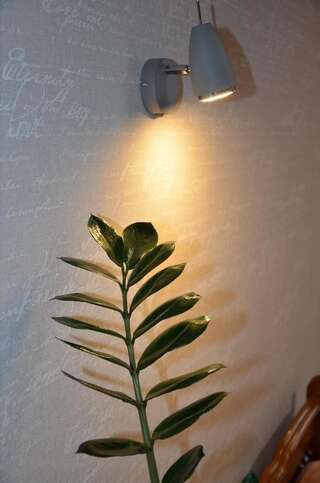 Мини-отель Hotel Trias Киев Стандартный одноместный номер с общей ванной комнатой-1